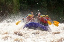 whitewater river rafting in himalaya