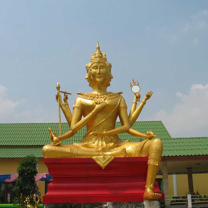 Golden Triangle with Buddhist Circuit Tour Package